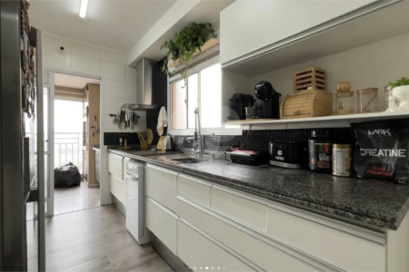 Apartamento à venda com 4 quartos, sendo 2 suítes, em Vila Augusta, Guarulhos, SP