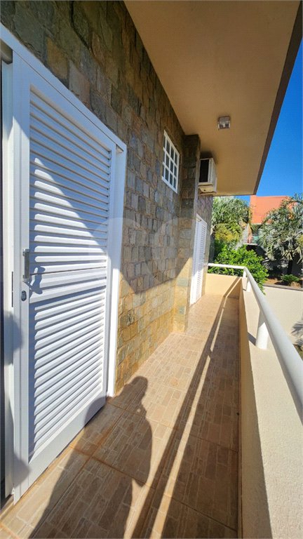 Sobrado para alugar com 3 quartos, sendo 1 suíte, em Altos do Jaraguá, Araraquara, SP