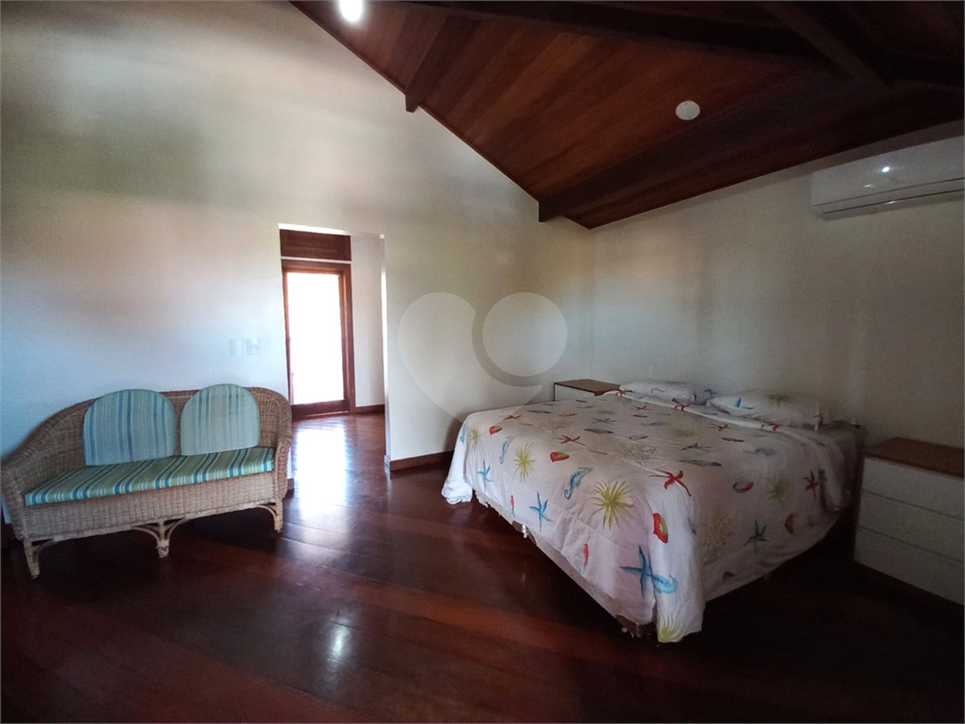 Casa à venda com 4 quartos, sendo 3 suítes,  em Geribá, Armação dos Búzios, RJ
