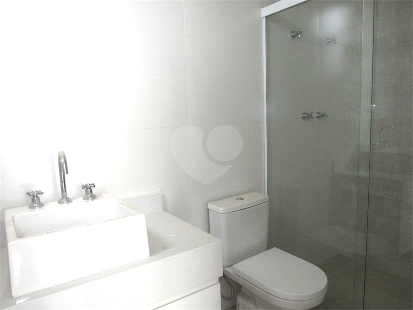 Casa à venda com 4 suítes no condomínio Premiere, São Paulo - SP