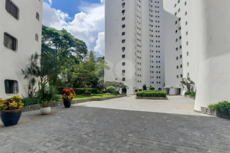 Apartamento à venda com 3 quartos, sendo 2 suítes, em Granja Julieta, São Paulo, SP