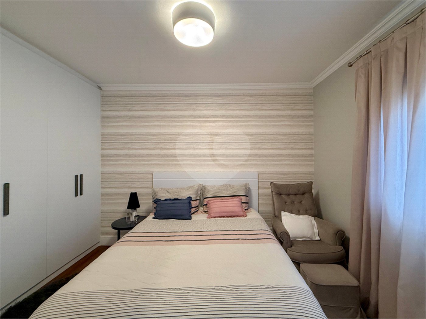 Apartamento à venda com 3 suítes em Campo Belo, São Paulo, SP