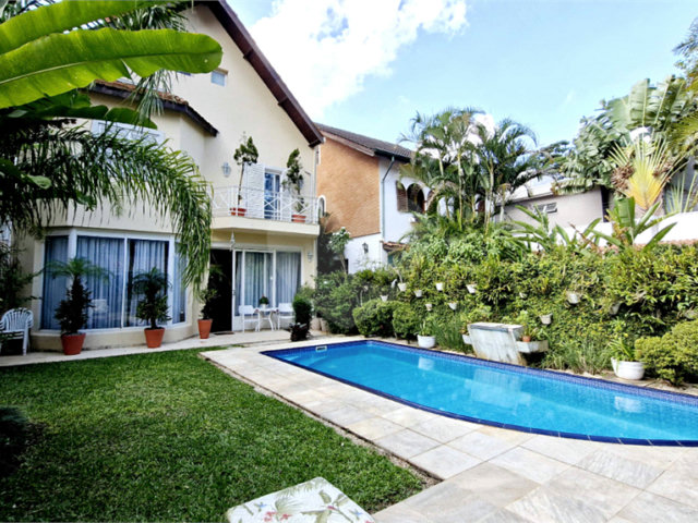 Casa à venda com 4 suítes em Alto da Boa Vista, São Paulo, SP