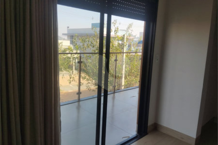 Casa à venda com 3 suítes em Jardim Salto Grande, Araraquara, SP