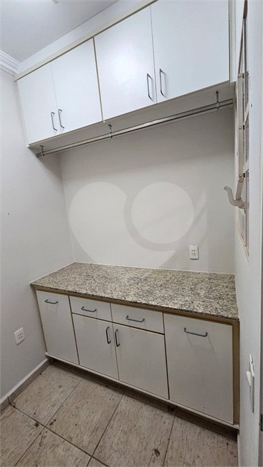 Casa para alugar com 4 quartos, sendo 2 suítes, no condomínio Portal de Itaici, Indaiatuba - SP
