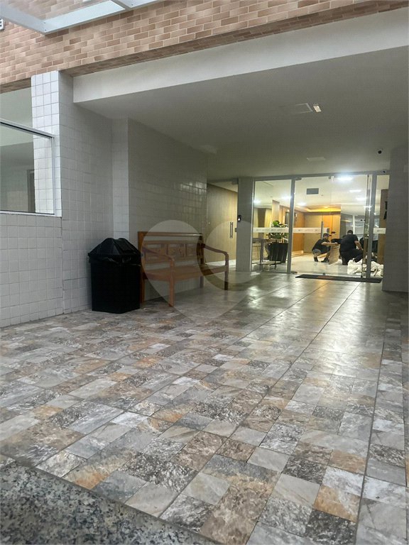 Apartamento à venda ou para alugar com 2 quartos, sendo 1 suíte,  em Guilhermina, Praia Grande, SP