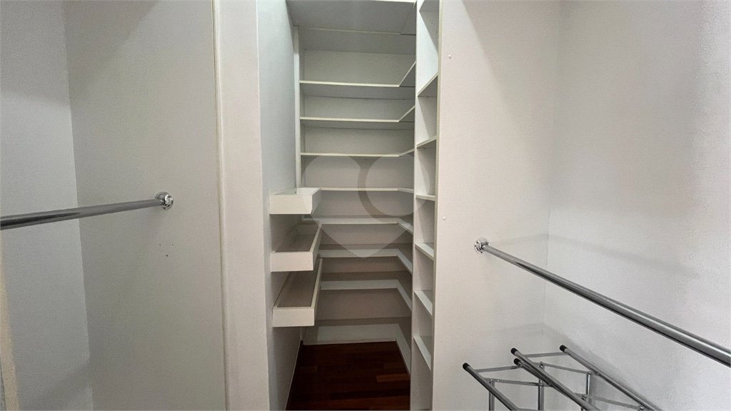 Cobertura à venda com 3 quartos, sendo 2 suítes,  em Vila Ipojuca, São Paulo, SP