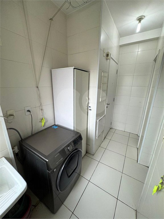 Apartamento à venda com 3 quartos, sendo 1 suíte, em Vila Gilda, Santo André, SP