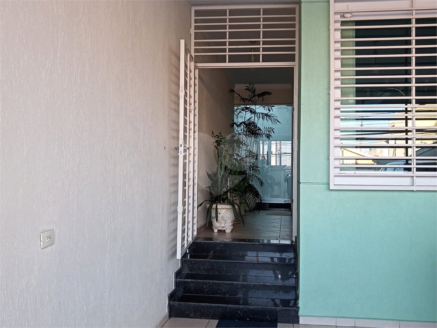 Sobrado à venda com 3 suítes em Vila Mazzei, São Paulo, SP