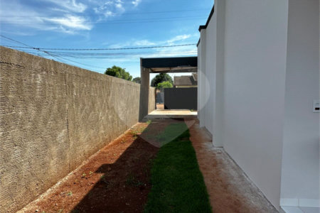 Casa à venda com 3 quartos, sendo 1 suíte,  em Flanboyant Residencial Park, Ponta Porã, MS