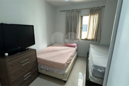 Apartamento à venda com 2 quartos, sendo 1 suíte,  em Aviação, Praia Grande, SP