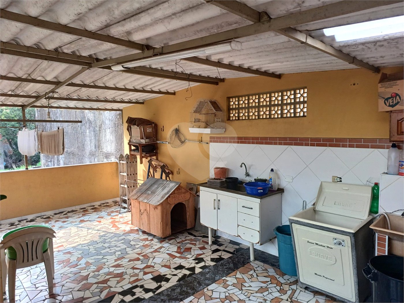 Sobrado à venda com 6 quartos em Jardim Peri, São Paulo, SP