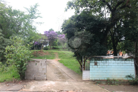 Chácara à venda com 3 quartos, sendo 1 suíte, em Jardim 21 de Março, Louveira, SP