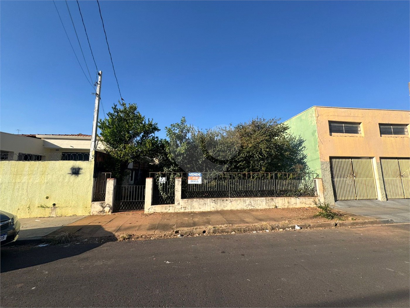 Terreno á venda na Vila Prado com 250m2, em São Carlos.
