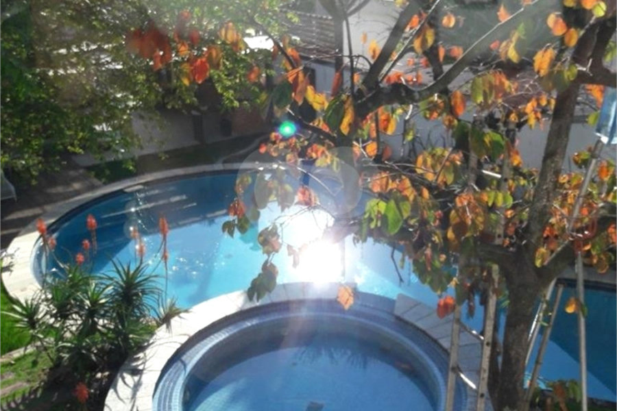 Sobrado à venda com 3 suítes em Tremembé, São Paulo, SP