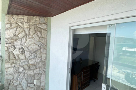 Casa à venda com 5 quartos, sendo 1 suíte, no condomínio Residencial Green Ville, Rio de Janeiro - RJ