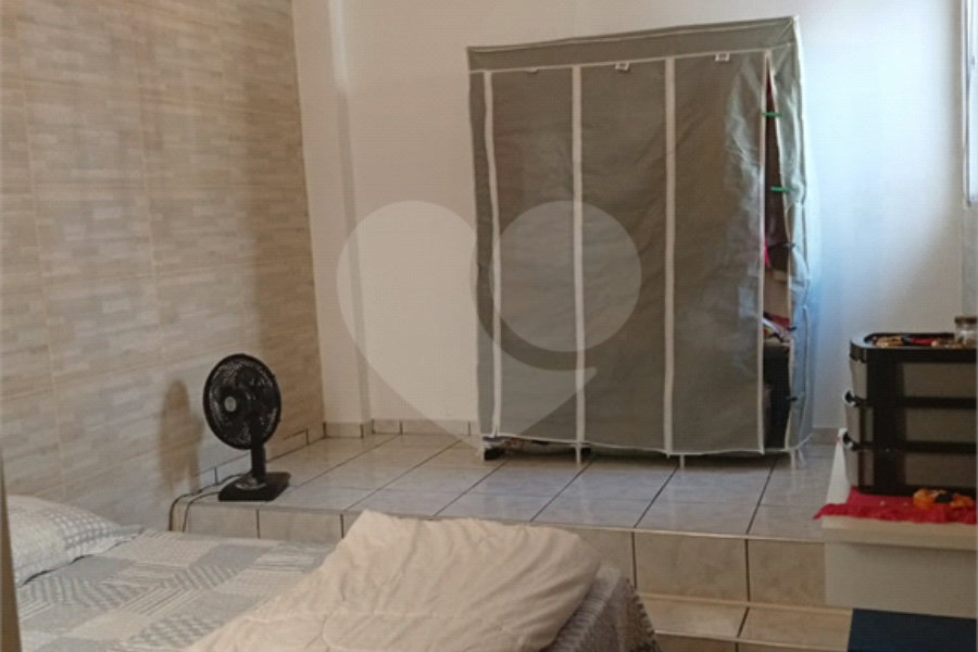 Casa Térrea à venda com 4 quartos, sendo 1 suíte, em Jardim Regina, São Paulo, SP