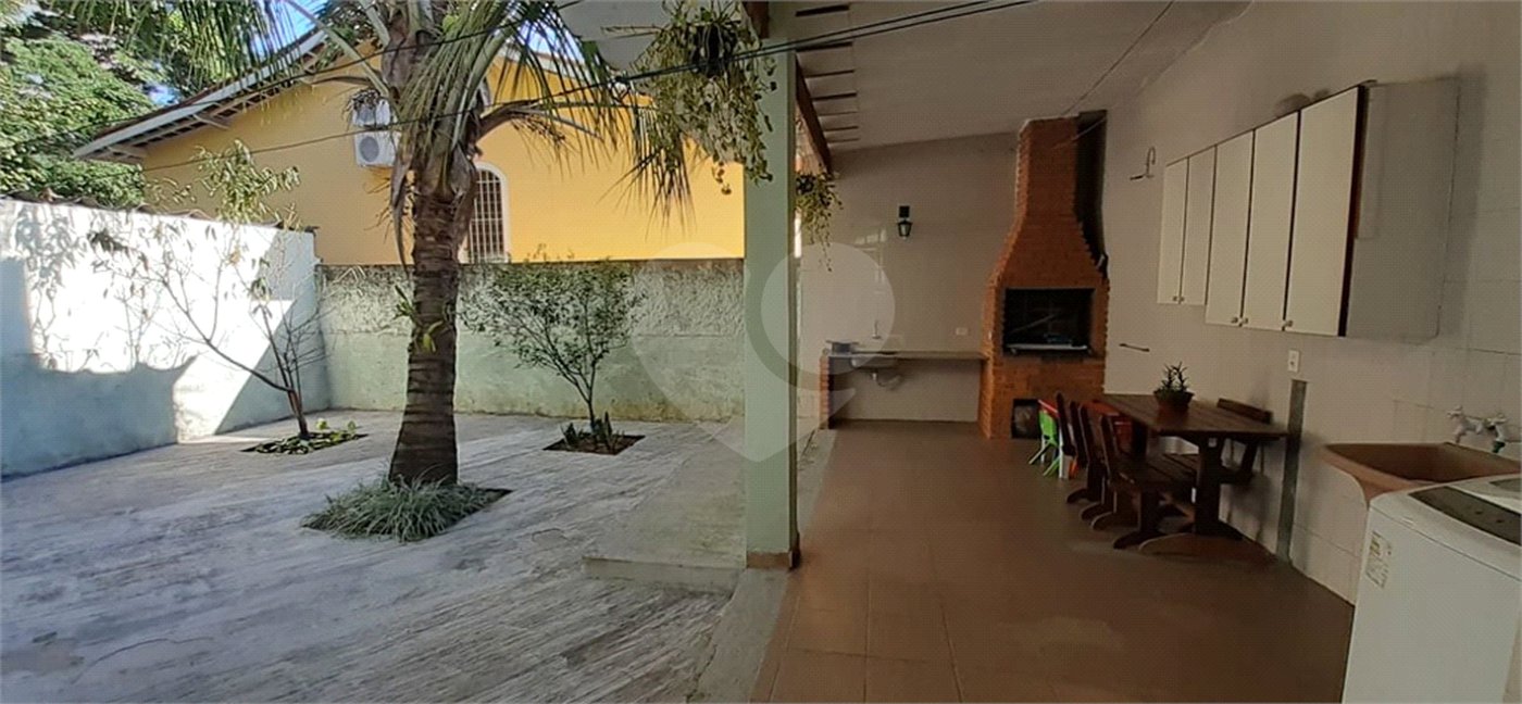 Sobrado à venda com 3 quartos em Água Fria, São Paulo, SP