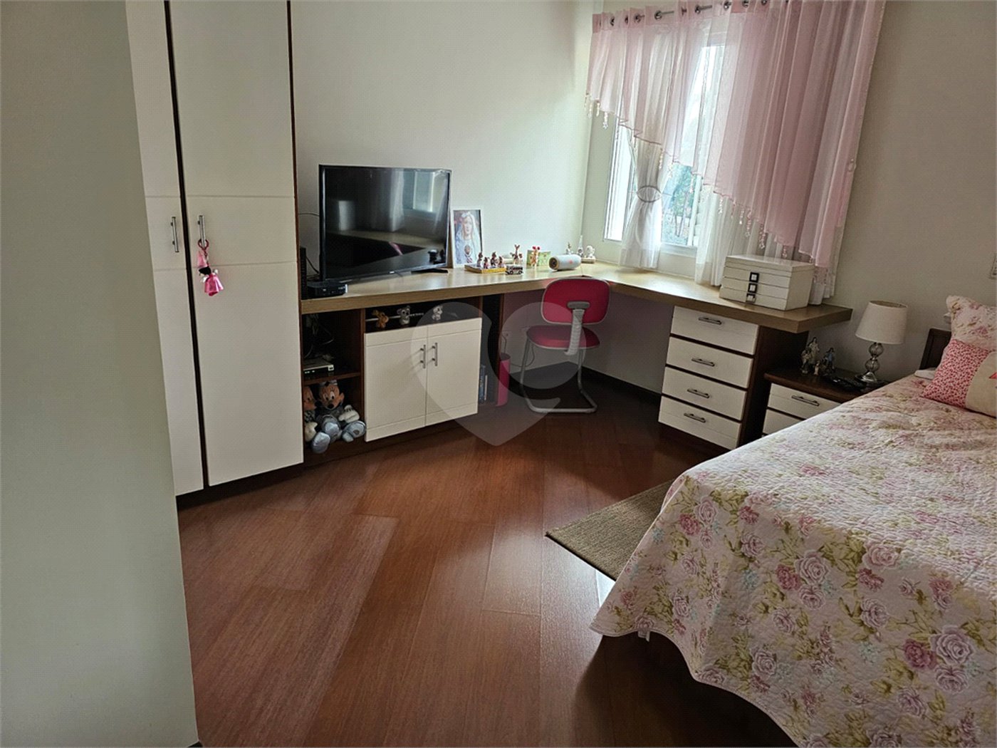 Sobrado à venda com 5 quartos, sendo 4 suítes,  em Tucuruvi, São Paulo, SP