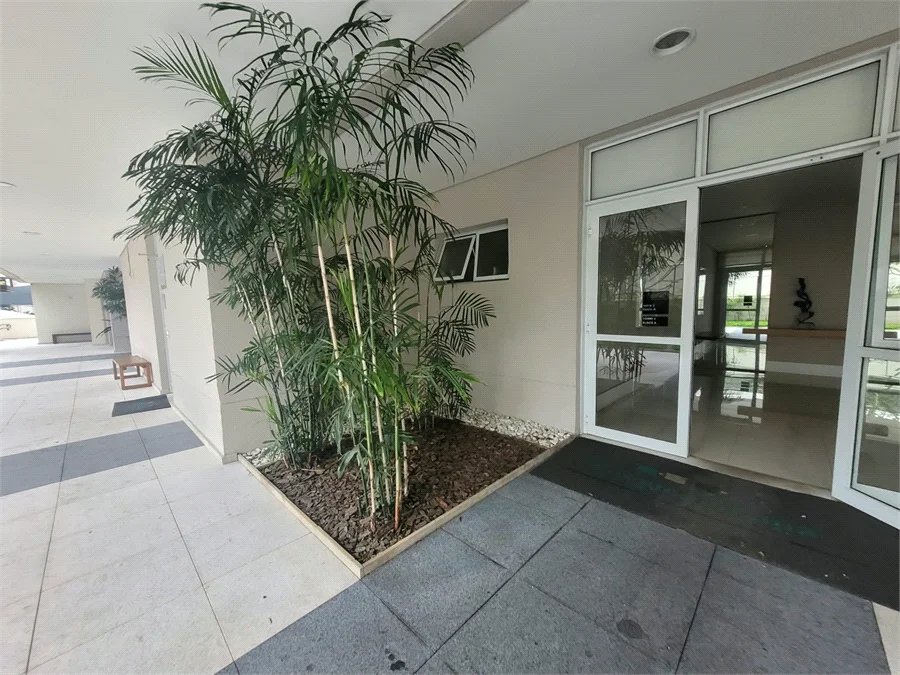 Apartamento à venda com 2 quartos em Vila Anastácio, São Paulo, SP