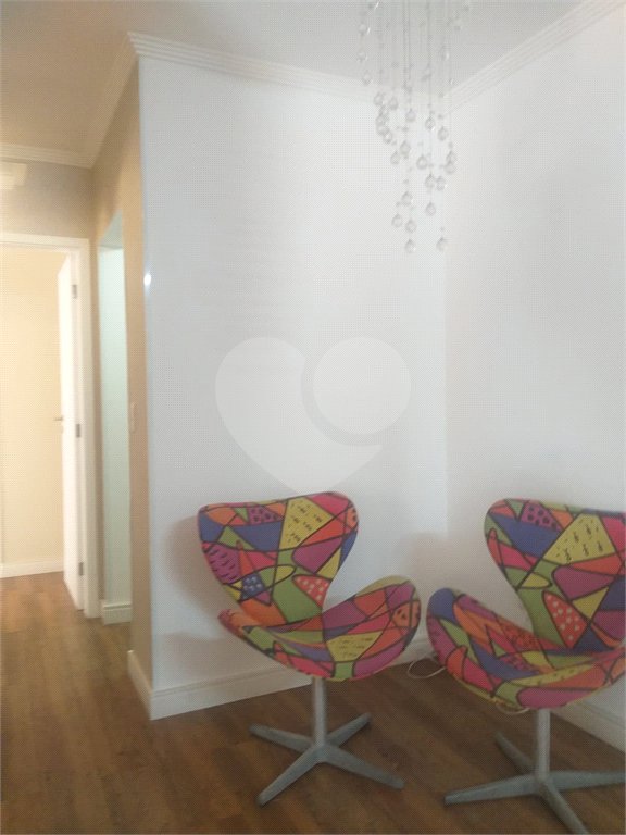 Apartamento à venda com 2 suítes em Guilhermina, Praia Grande, SP