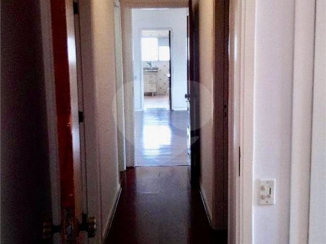 Apartamento à venda com 3 quartos, sendo 1 suíte,  em Vila Clementino, São Paulo, SP