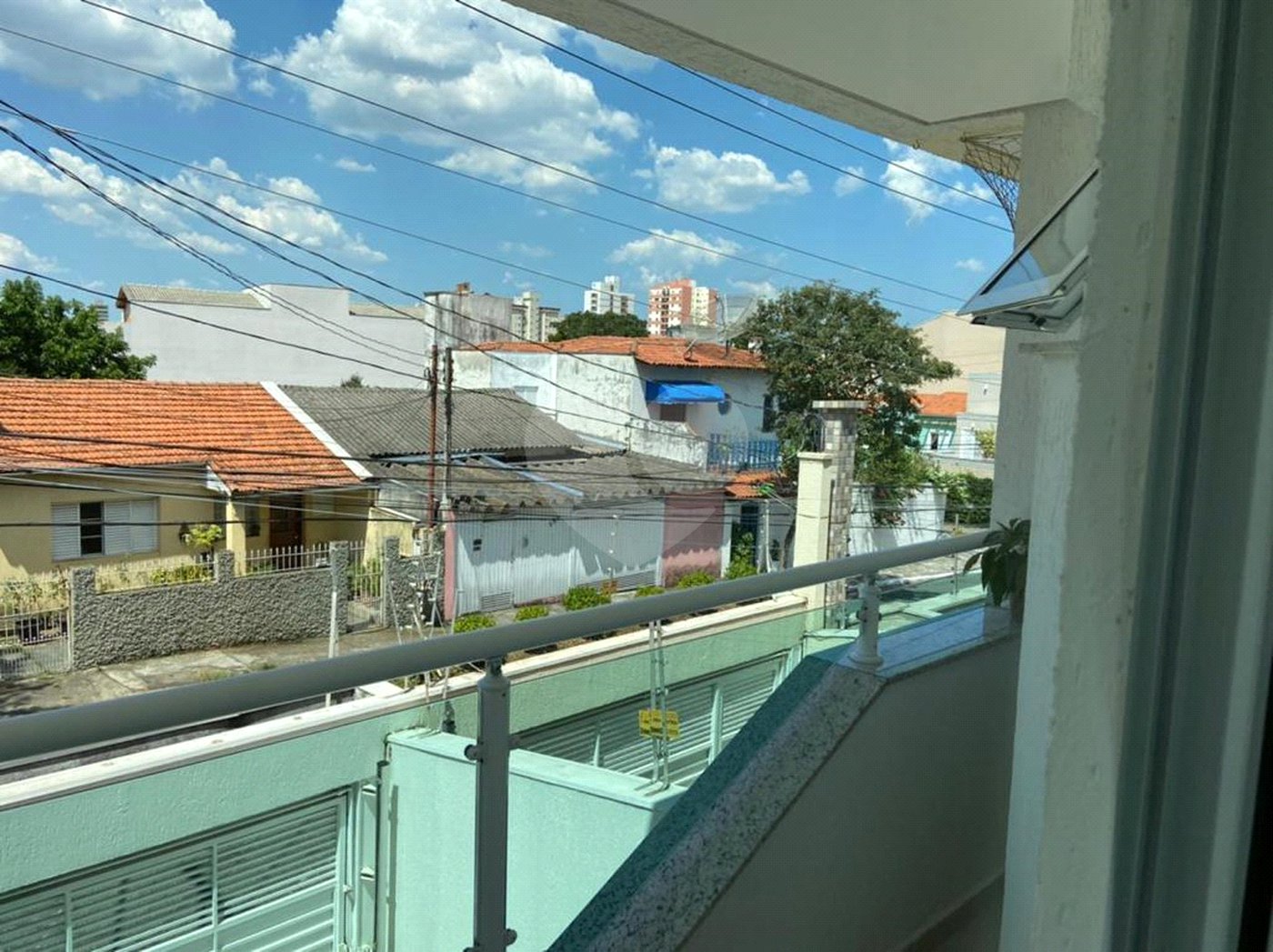 Sobrado à venda com 4 quartos, sendo 2 suítes, em Vila Alpina, Santo André, SP