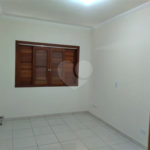 Casa Térrea à venda com 3 quartos, sendo 1 suíte, em Jardim das Cerejeiras, Atibaia, SP