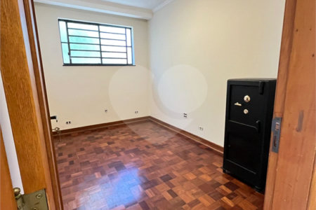 Sobrado à venda com 4 quartos, sendo 1 suíte, em Santana, São Paulo, SP