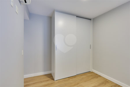 Apartamento à venda com 4 quartos, sendo 3 suítes, em Granja Julieta, São Paulo, SP