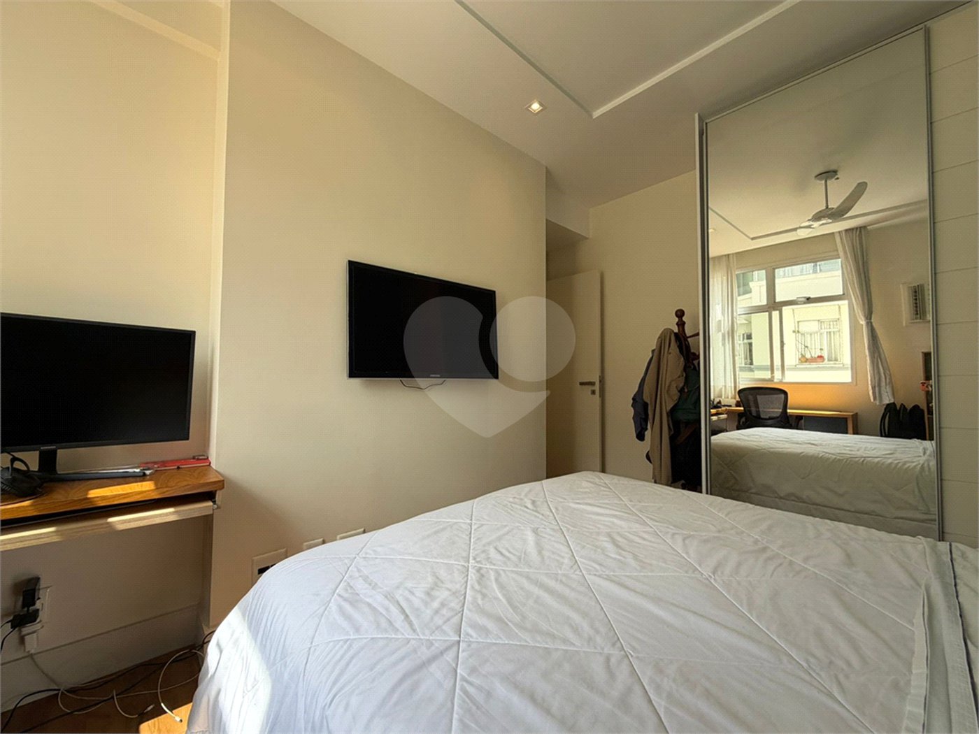 Apartamento à venda com 3 quartos, sendo 1 suíte, em Humaitá, Rio de Janeiro, RJ