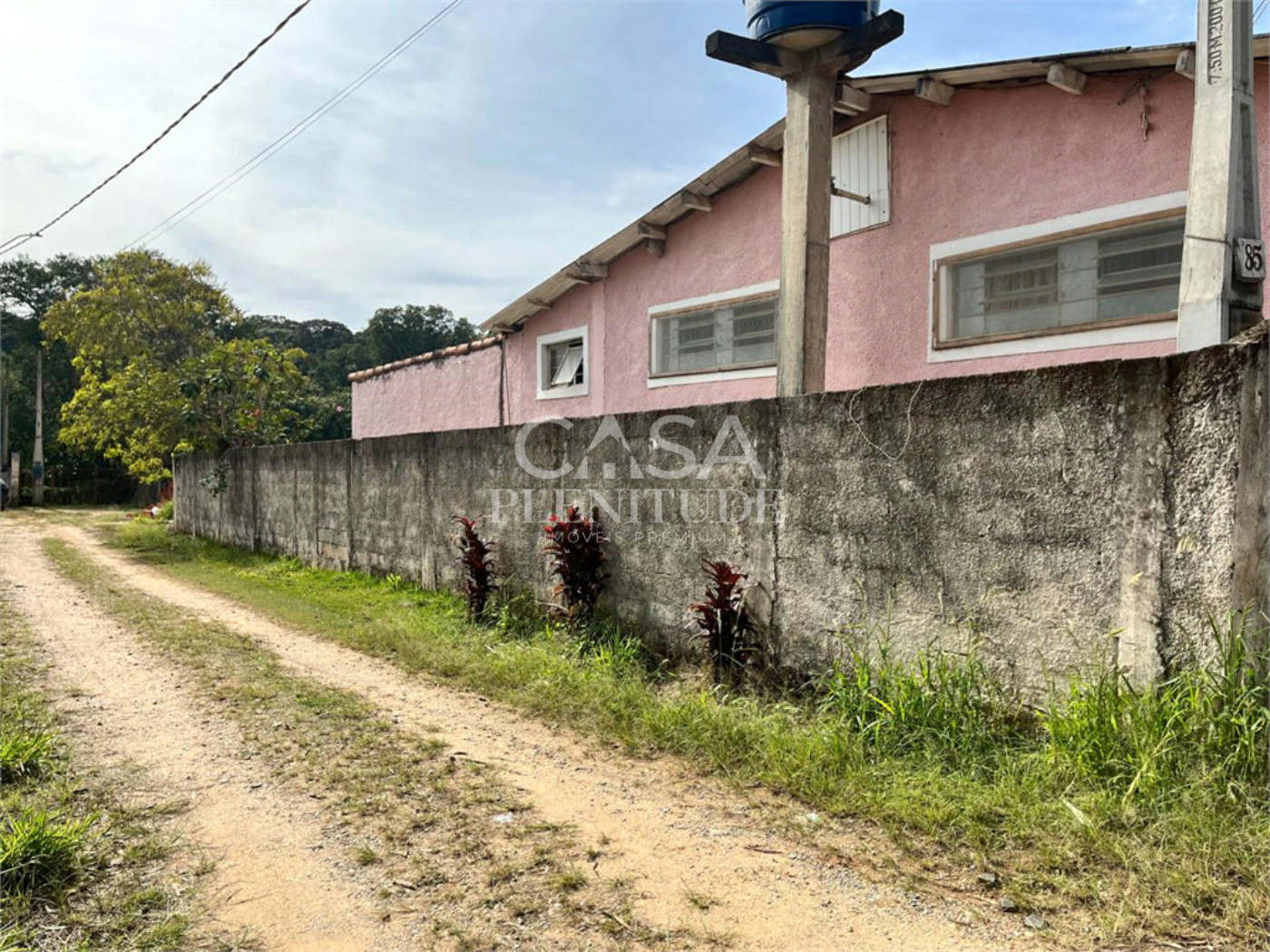Chácara à venda com 3 suítes em Inhayba, Sorocaba, SP