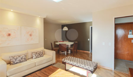 Apartamento à venda com 3 quartos, sendo 1 suíte,  em Brooklin, São Paulo, SP