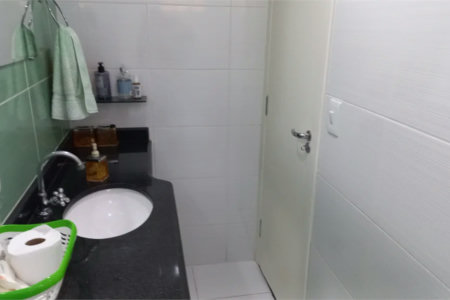 Sobrado à venda com 3 quartos, sendo 1 suíte,  em Vila Gomes, São Paulo, SP
