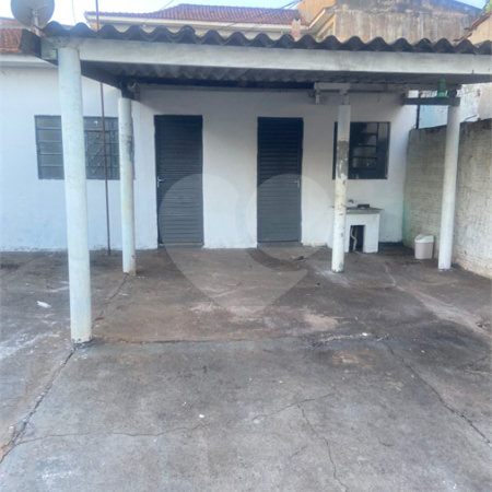 Casa à venda com 2 quartos em Jardim Pinheiros (vila Xavier), Araraquara, SP