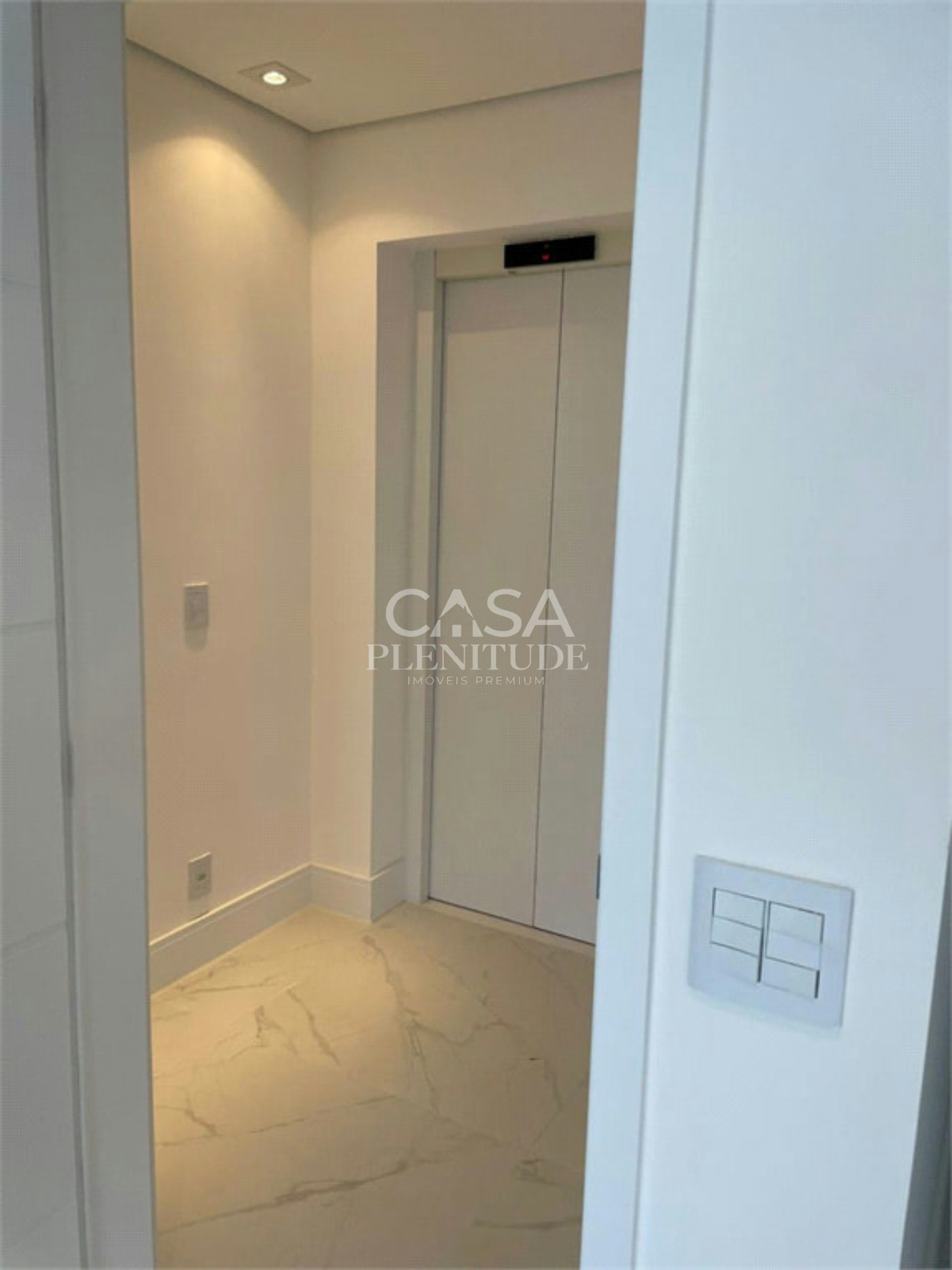 Apartamento à venda com 3 suítes em Jardim Faculdade, Sorocaba, SP