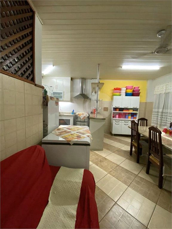 Casa à venda com 3 quartos em Santa Cruz, Rio de Janeiro, RJ