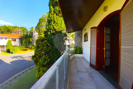 Casa à venda com 4 quartos, sendo 3 suítes,  no condomínio Village D'avignon, Sorocaba - SP