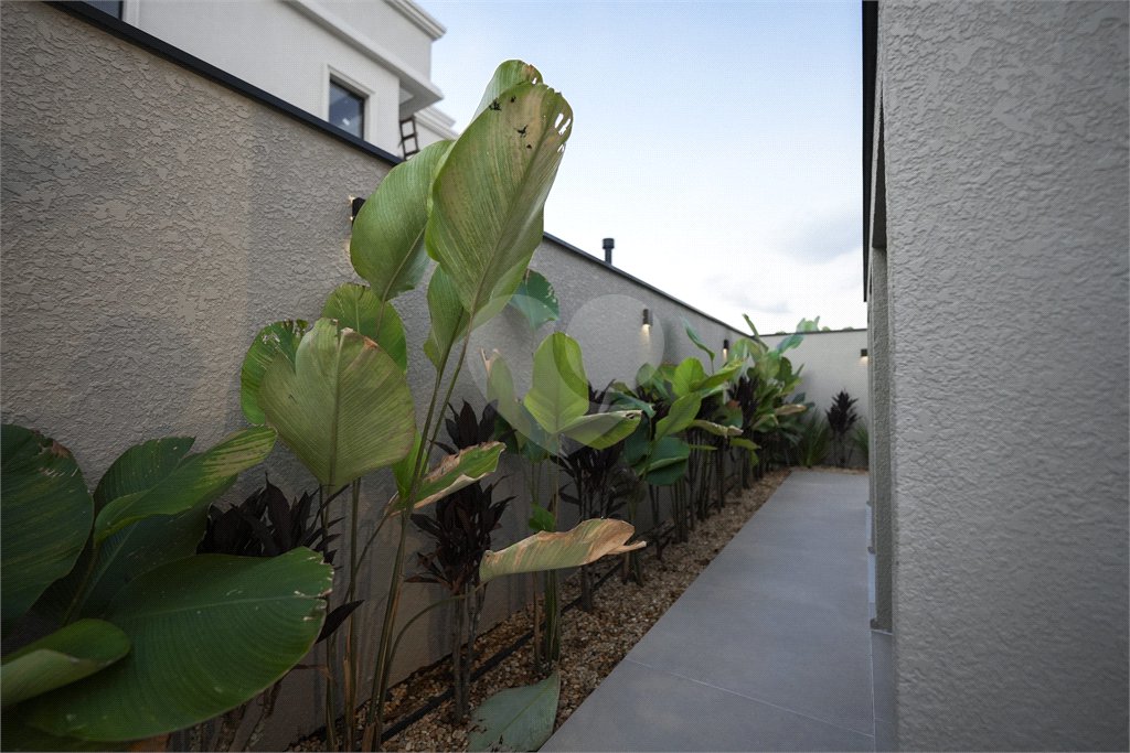 Casa à venda com 4 suítes no condomínio Alphaville Nova Esplanada, Votorantim - SP