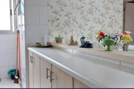 Apartamento à venda com 3 quartos, sendo 1 suíte,  em Vila Vermelha, São Paulo, SP