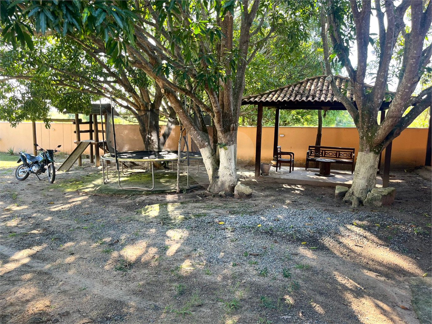 Chácara à venda com 4 quartos em Retiro, São Pedro da Aldeia, RJ