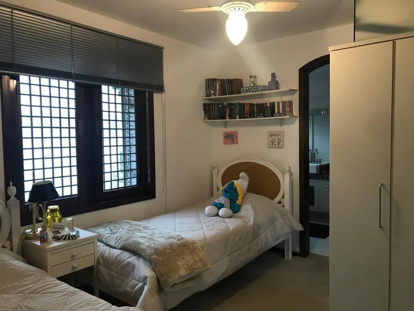 Casa à venda com 5 quartos, sendo 2 suítes, em Jardim Everest, São Paulo, SP
