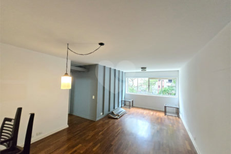 Apartamento à venda com 3 quartos, sendo 1 suíte, em Indianópolis, São Paulo, SP