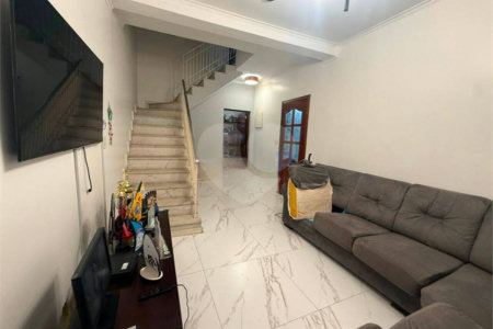 Casa à venda com 2 quartos, sendo 1 suíte, em Vila Maria Alta, São Paulo, SP