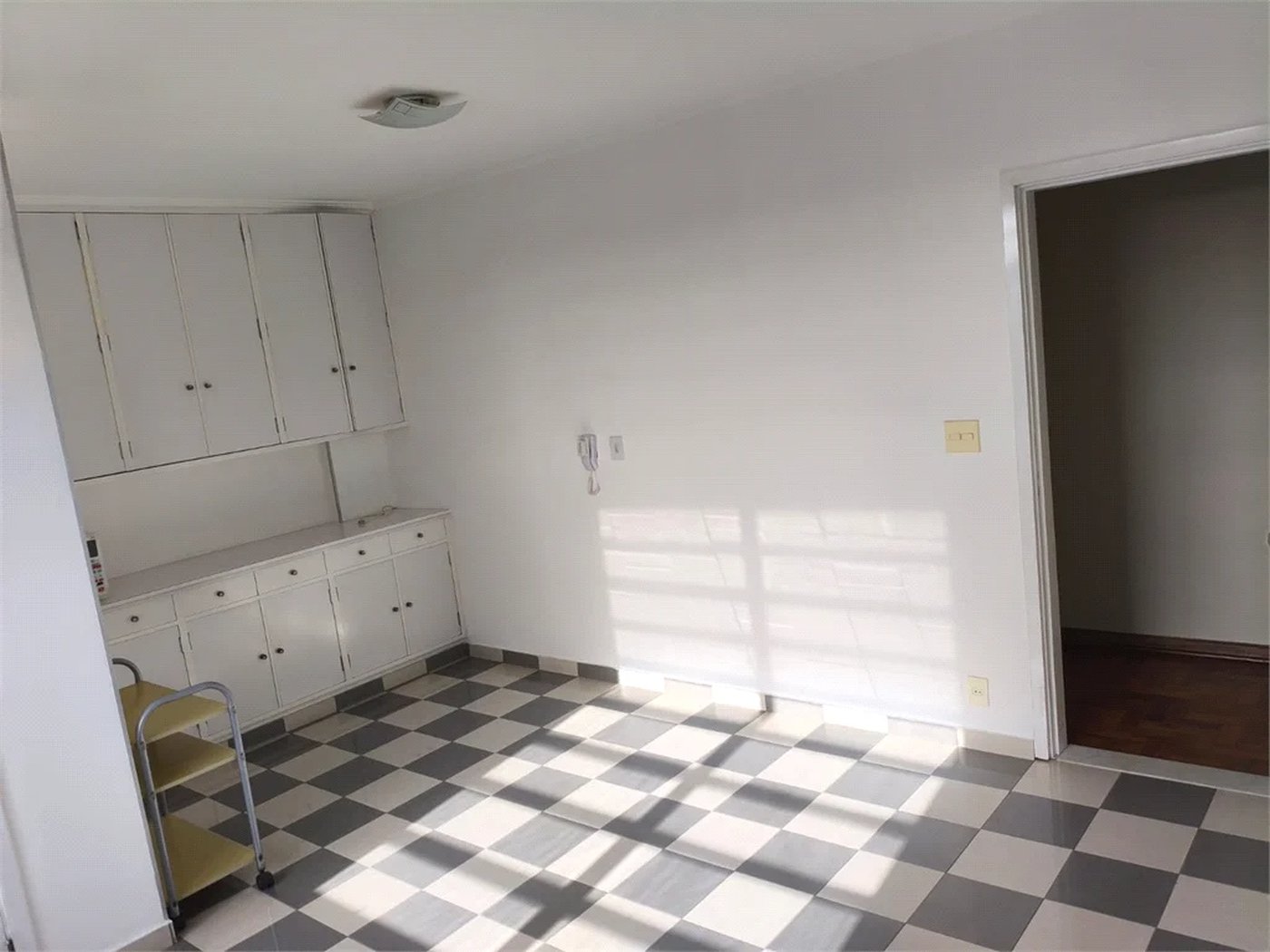 Apartamento à venda com 3 quartos, sendo 1 suíte, em Lapa, São Paulo, SP