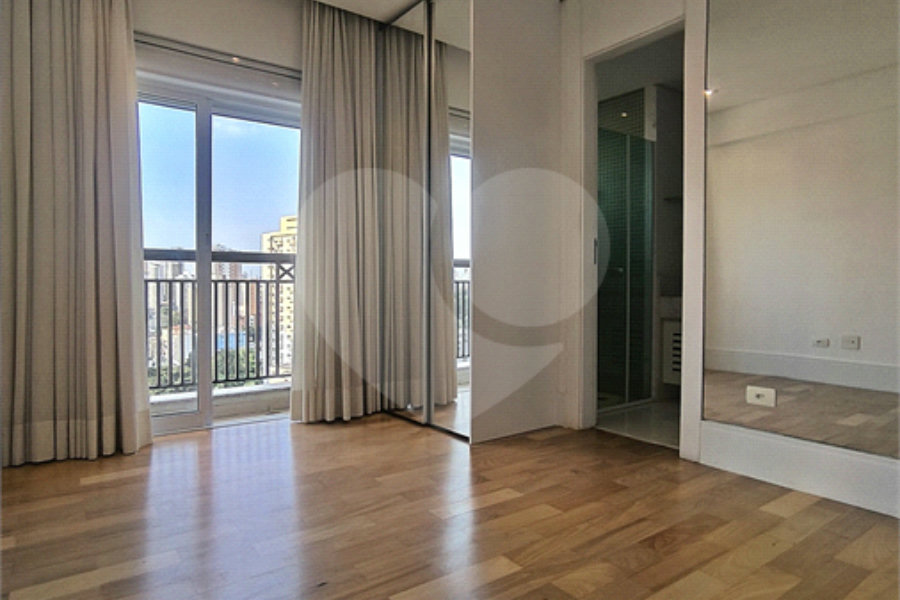 Apartamento à venda com 4 quartos, sendo 3 suítes, em Santana, São Paulo, SP