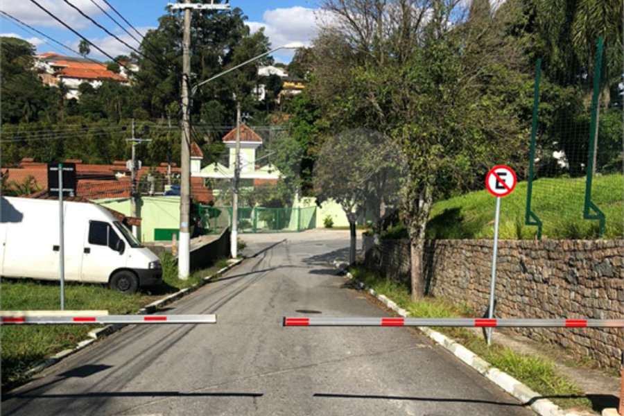 Terreno à venda em Horto, São Paulo, SP