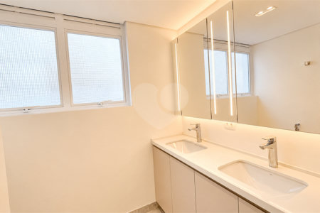 Apartamento à venda com 3 quartos, sendo 1 suíte, em Jardim Paulista, São Paulo, SP
