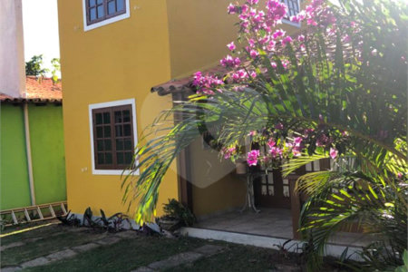 Casa à venda com 3 quartos, sendo 1 suíte, em Marina, Armação dos Búzios, RJ