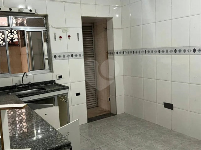 Sobrado à venda com 3 quartos em Santana, São Paulo, SP